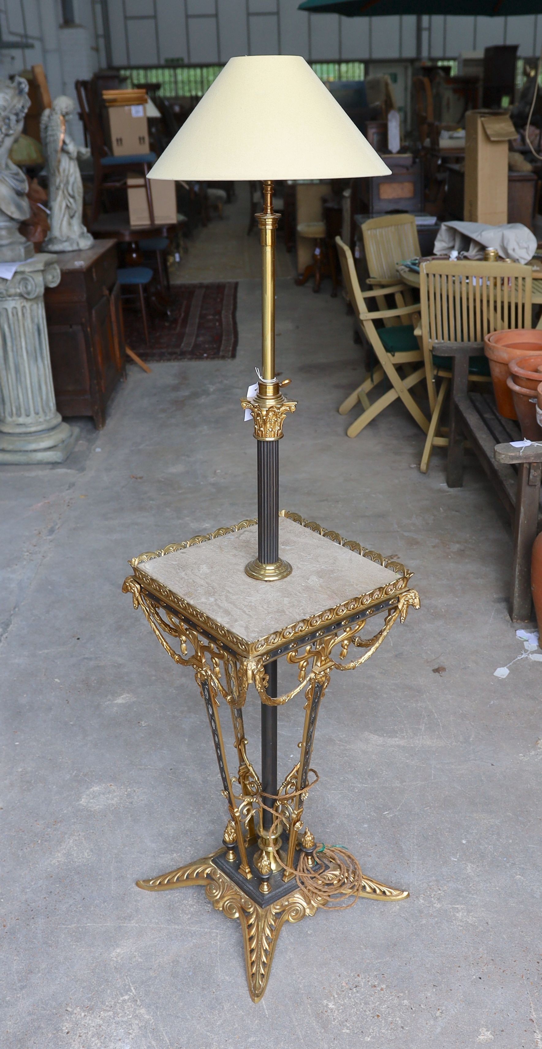 An ornate telescopic lamp standard, height with shade 165cm